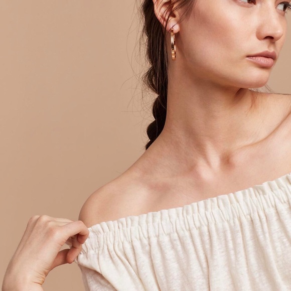 5/$35🍑 Like-New WILFRED 100% Linen Cream Sartre Top - Picture 3 of 11